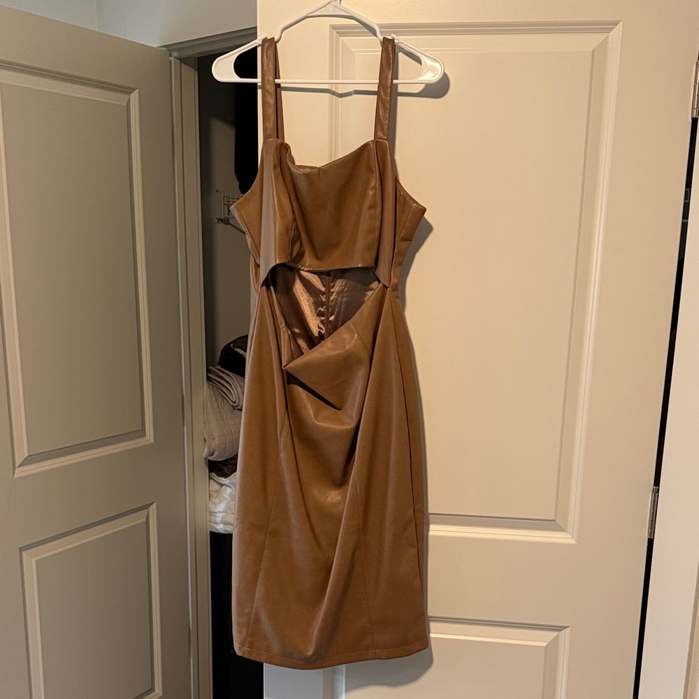 Avec Les Filles Women's Brown Faux-Leather Cutout Midi Dress Size L NWOT